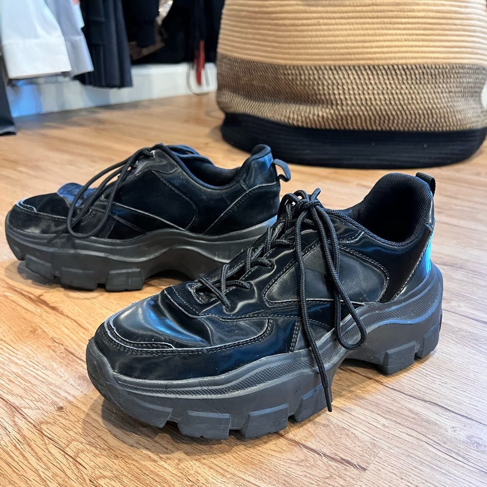 Lucky Step Black Platform Walking Sneakers - Chunky Dad Colorblock Lace-Up